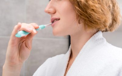 7 Everyday Habits That Help Protect Your Teeth Between Dental Visits